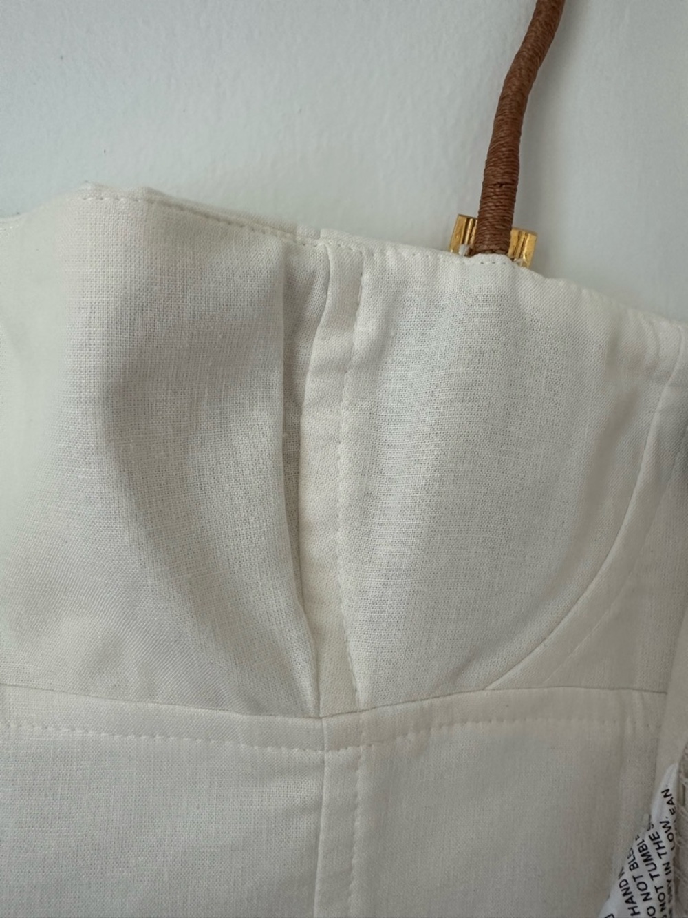 NWT Cream Cropped Top with gold accents - Picture 4 of 7